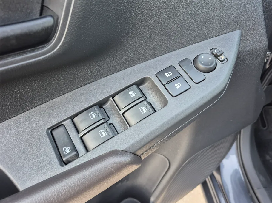 2024 Toyota Yaris  Y 