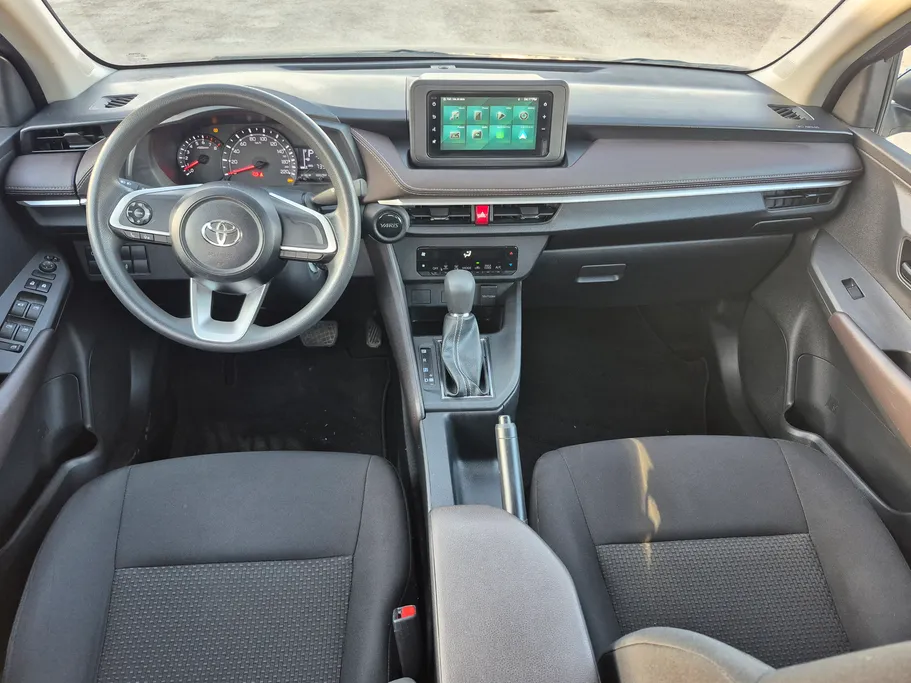 2024 Toyota Yaris  Y 