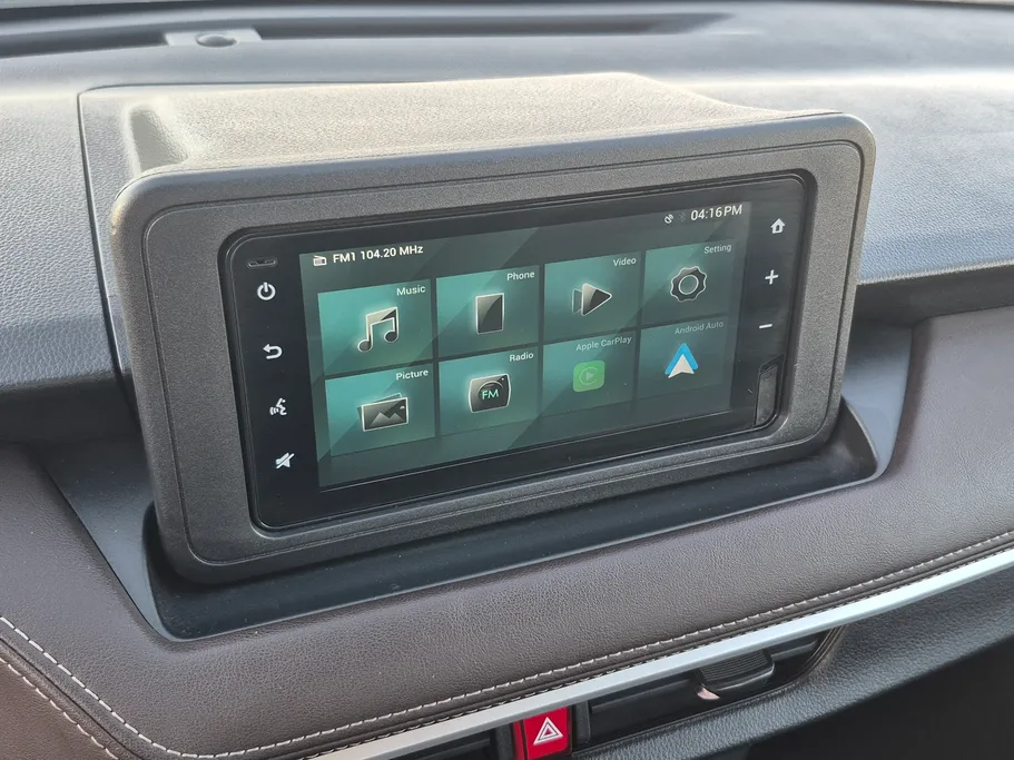 2024 Toyota Yaris  Y 