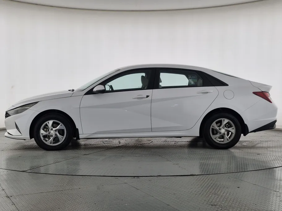 2022 Hyundai Elantra Fleet 