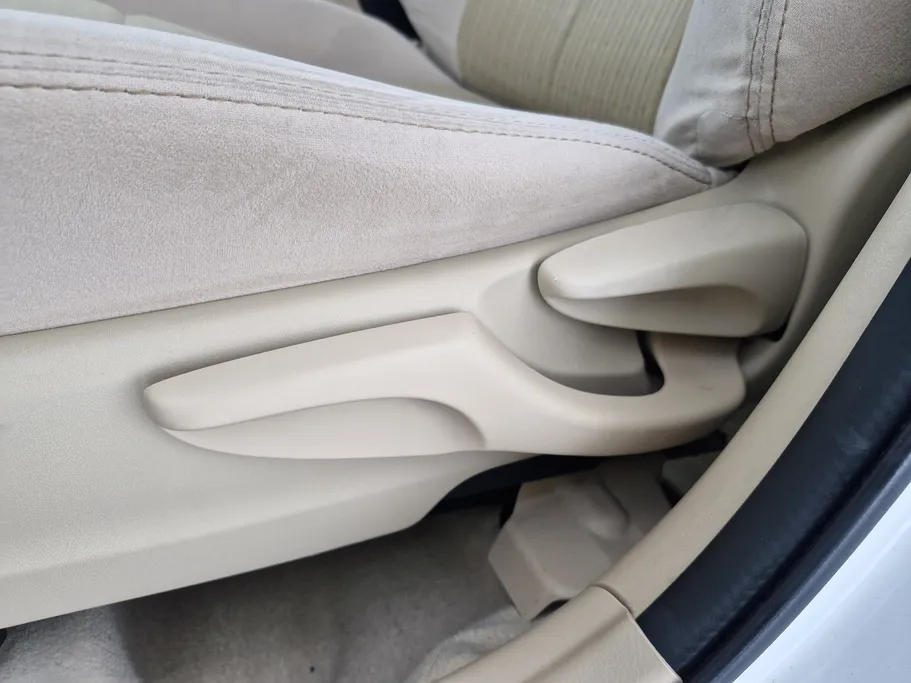 تويوتا يارس Y 2021 