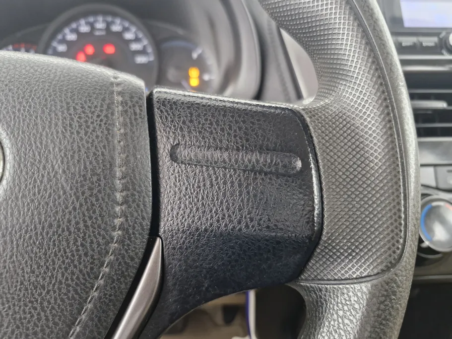 تويوتا يارس Y 2021 