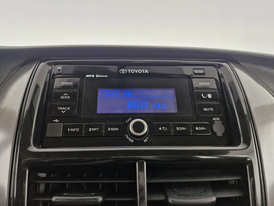 تويوتا يارس Y 2021 