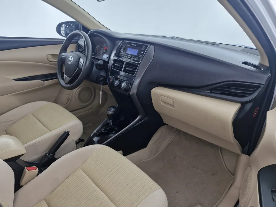 تويوتا يارس Y 2021 