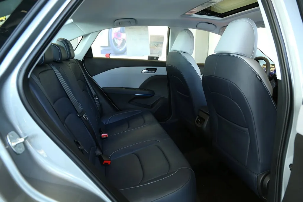 2026 Chevrolet Cruze LT 