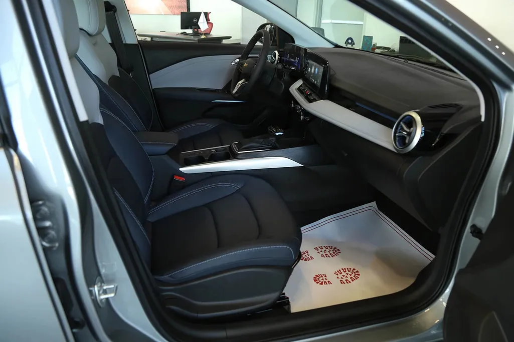 2026 Chevrolet Cruze LT 