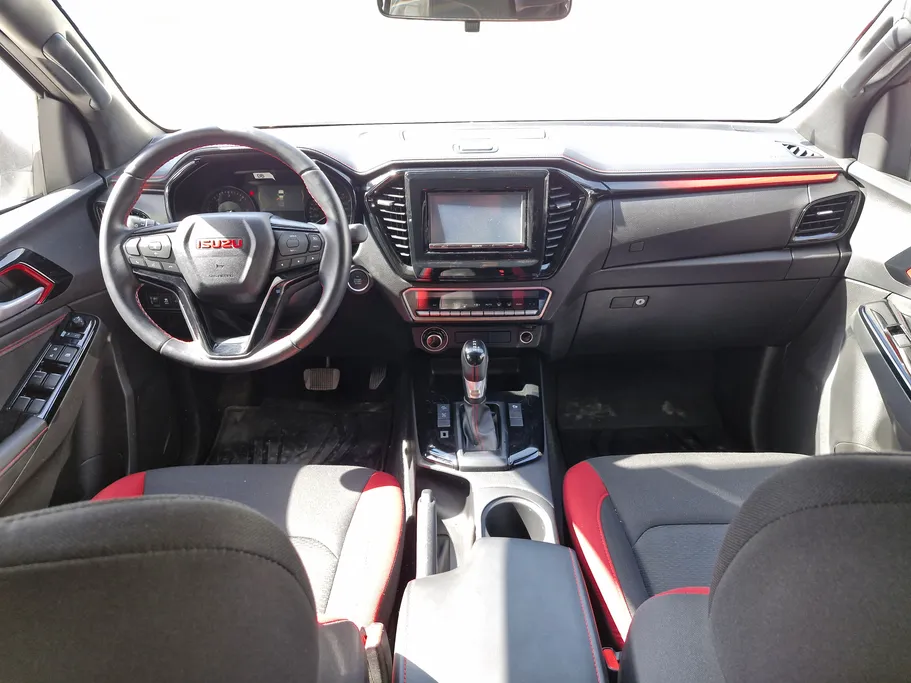 ايسوزو دي ماكس GT 2024 