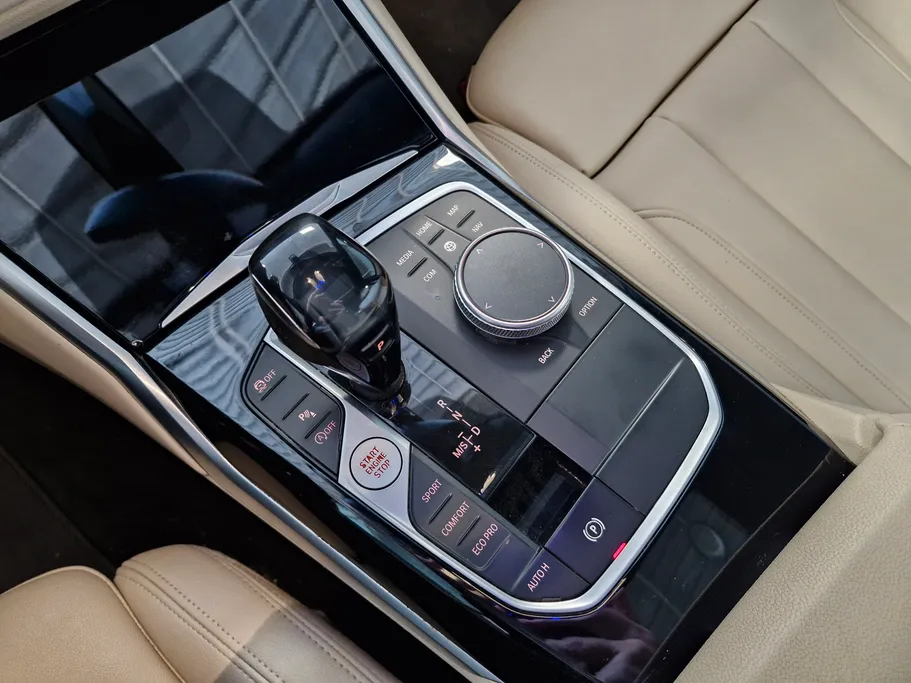 2021 BMW 3 Series 320i  