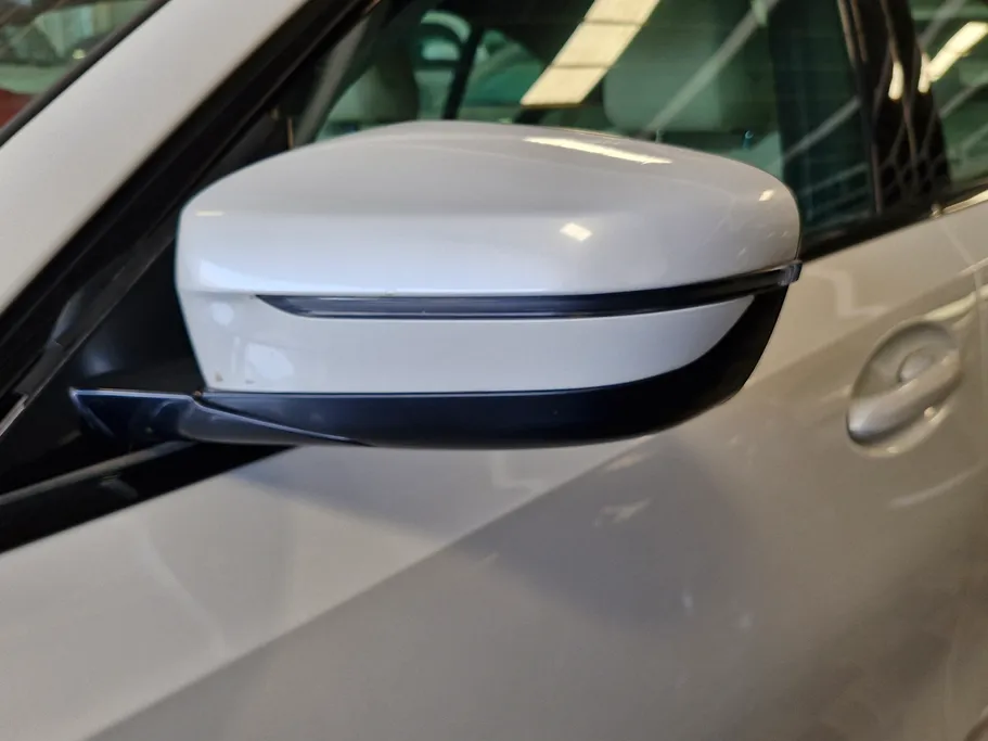 2021 BMW 3 Series 320i  