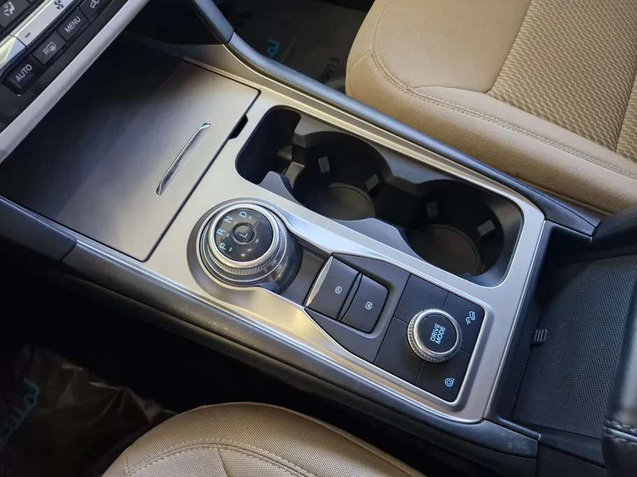 2021 Ford Explorer Standard 