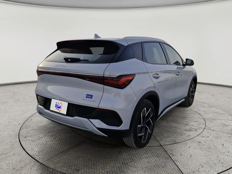 بي واي دي اتو 3  2024 