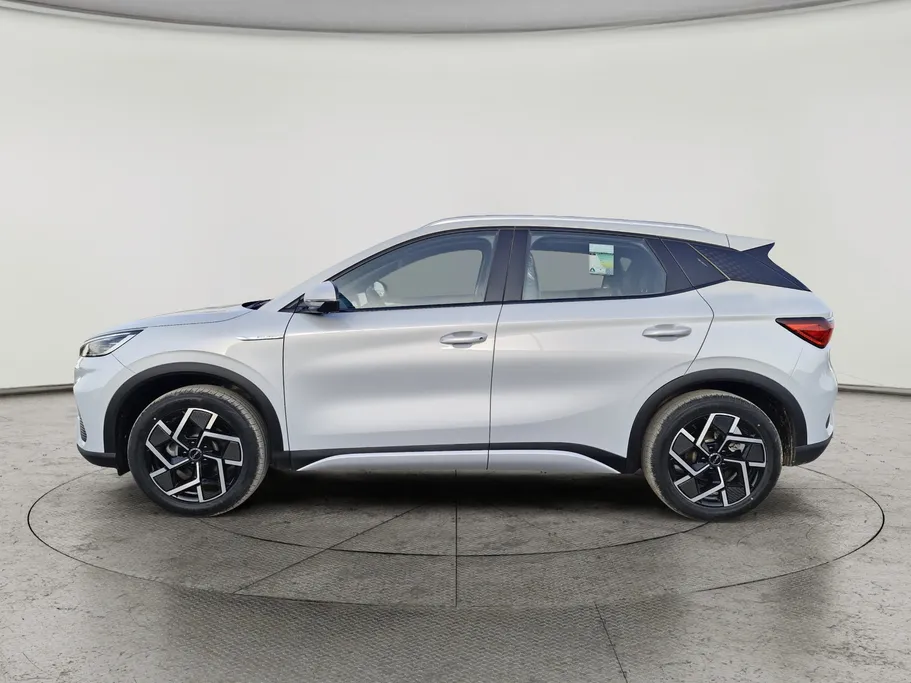 بي واي دي اتو 3  2024 