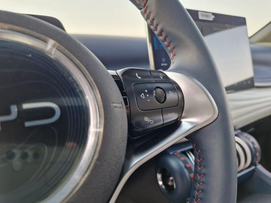 بي واي دي اتو 3  2024 