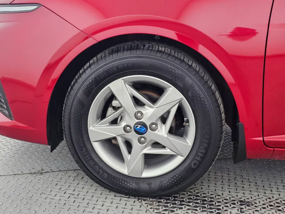 2024 Hyundai Accent Fleet 