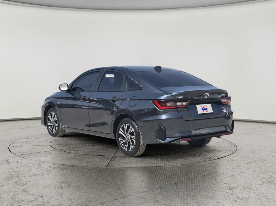 2024 Toyota Yaris  Y Plus 