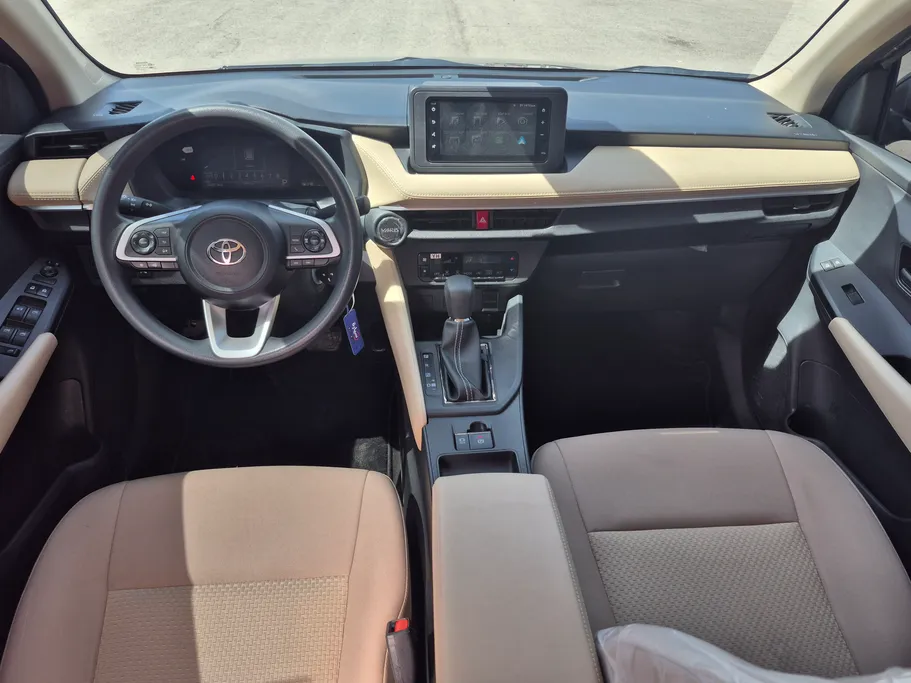 2024 Toyota Yaris  Y Plus 