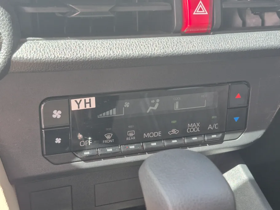 2024 Toyota Yaris  Y Plus 