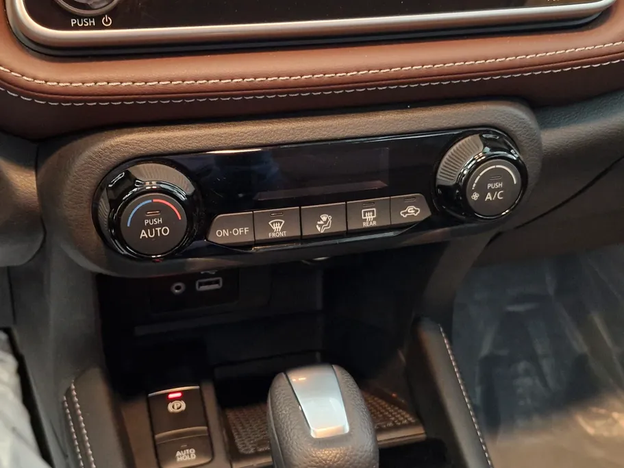 نيسان كيكس SL 2024 