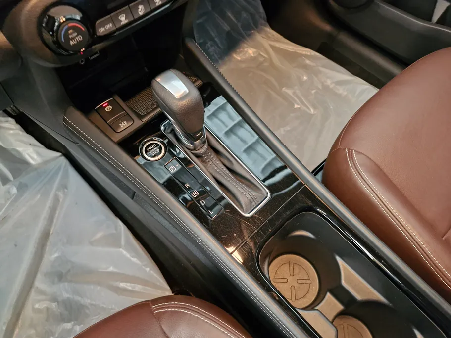 نيسان كيكس SL 2024 