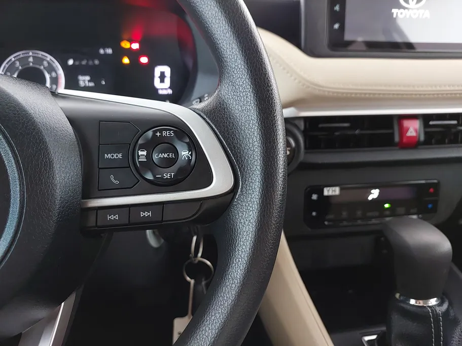 تويوتا يارس Y Plus 2023 