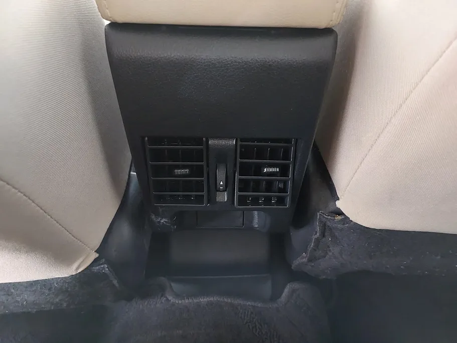 تويوتا يارس Y Plus 2023 