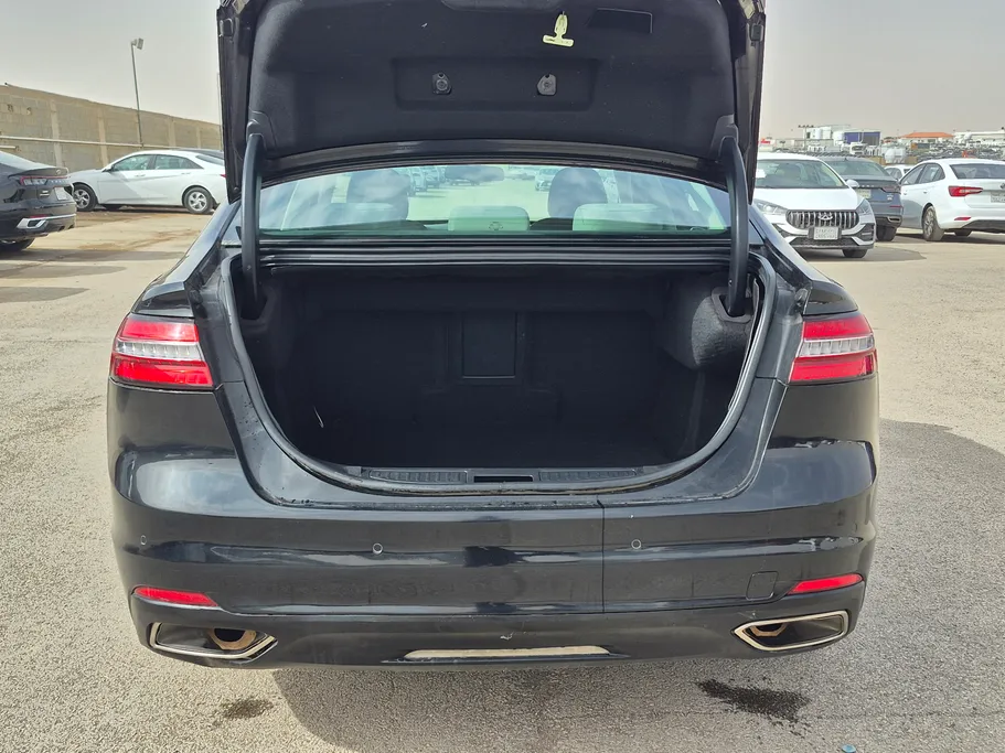 2022 Ford Taurus Ambiente 