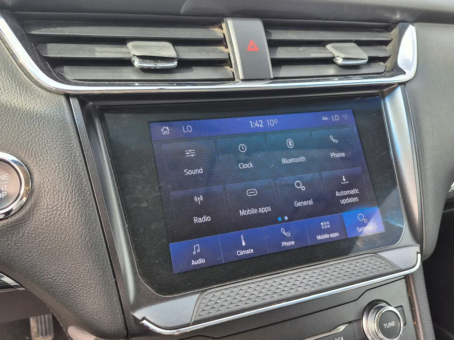 2022 Ford Taurus Ambiente 