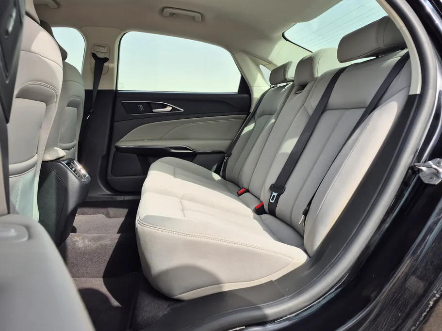 2022 Ford Taurus Ambiente 