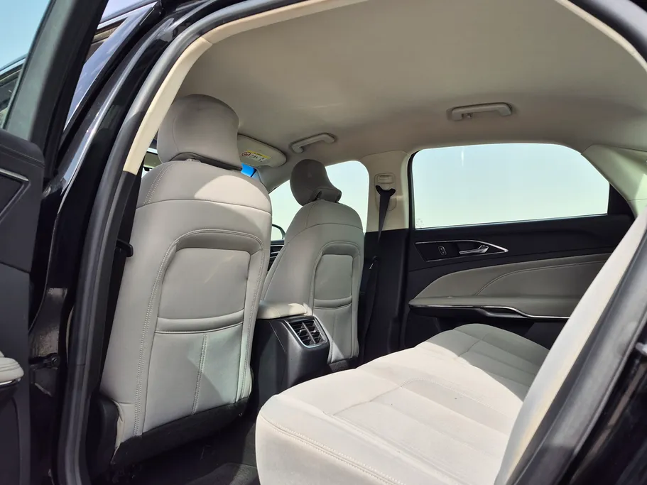 2022 Ford Taurus Ambiente 