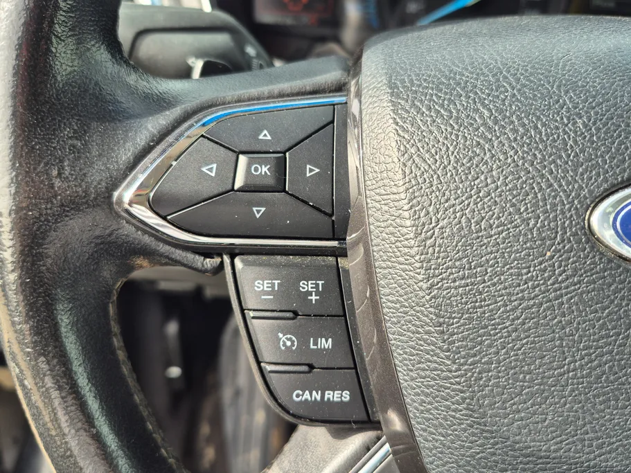 2022 Ford Taurus Ambiente 