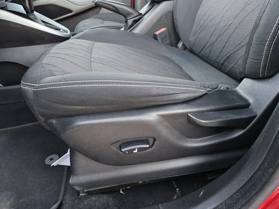 2023 Chevrolet Groove LT 