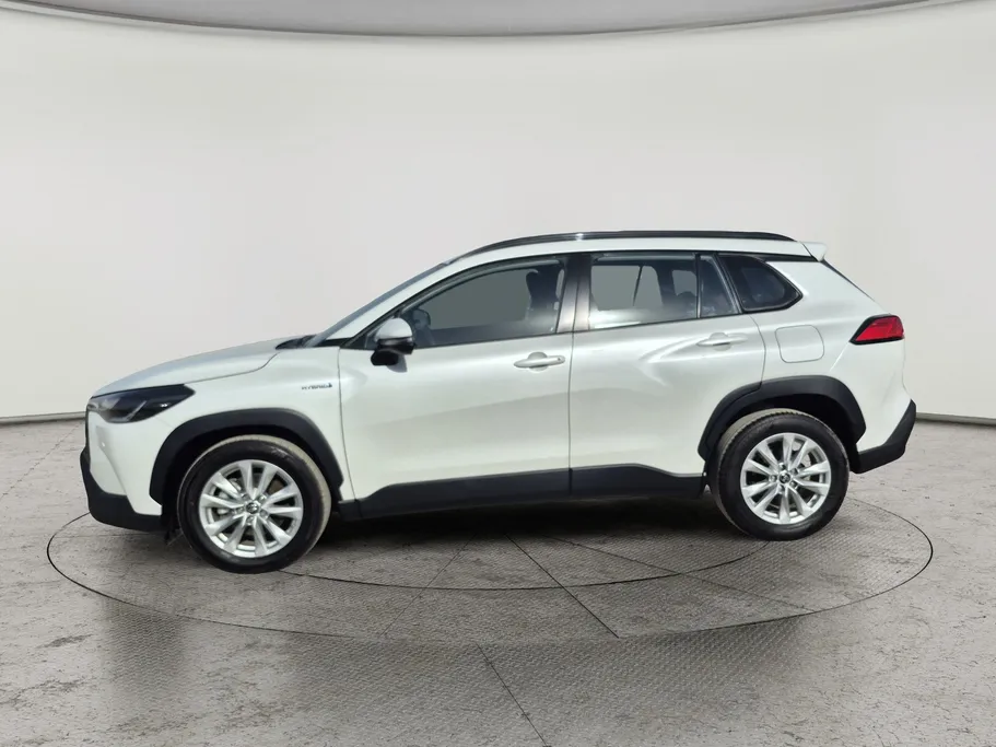 2024 Toyota Corolla Cross XLE HEV 