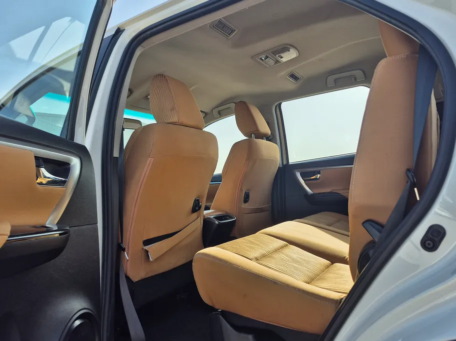 2022 Toyota Fortuner VX 