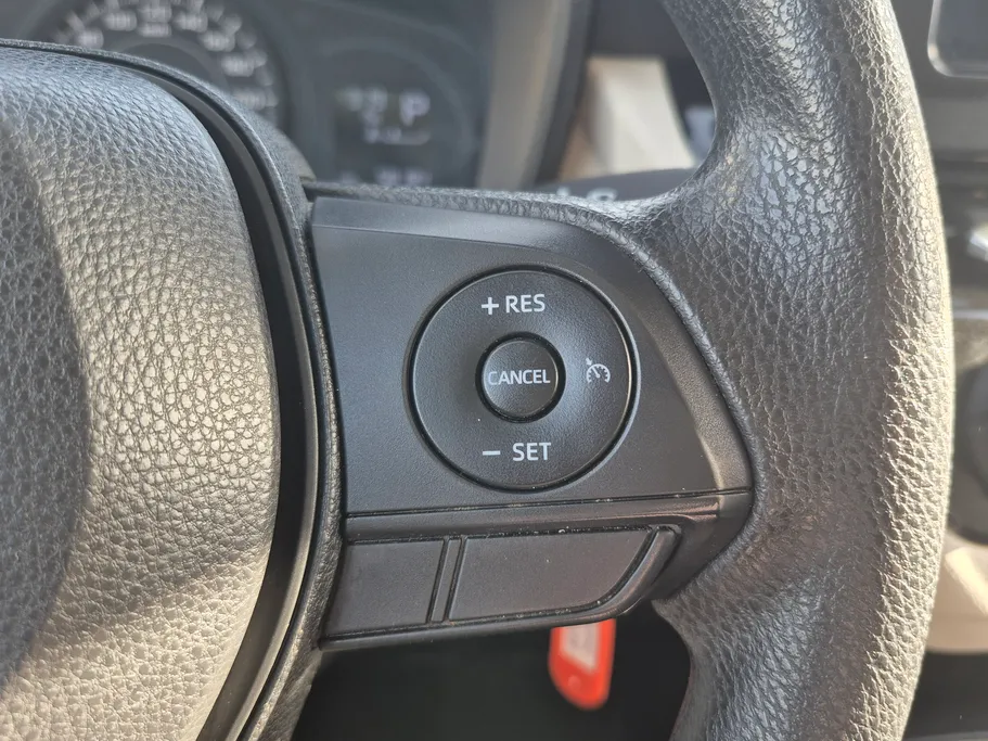 تويوتا كورولا XLI 2024 