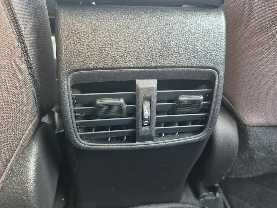 تويوتا كورولا XLI 2024 