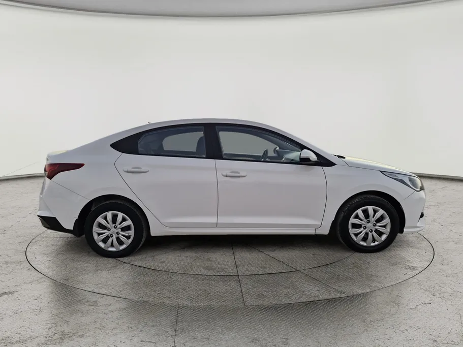 2022 Hyundai Accent Smart 