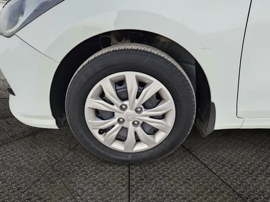 2022 Hyundai Accent Smart 