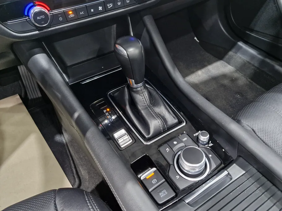 مازدا 6 Core 2025 