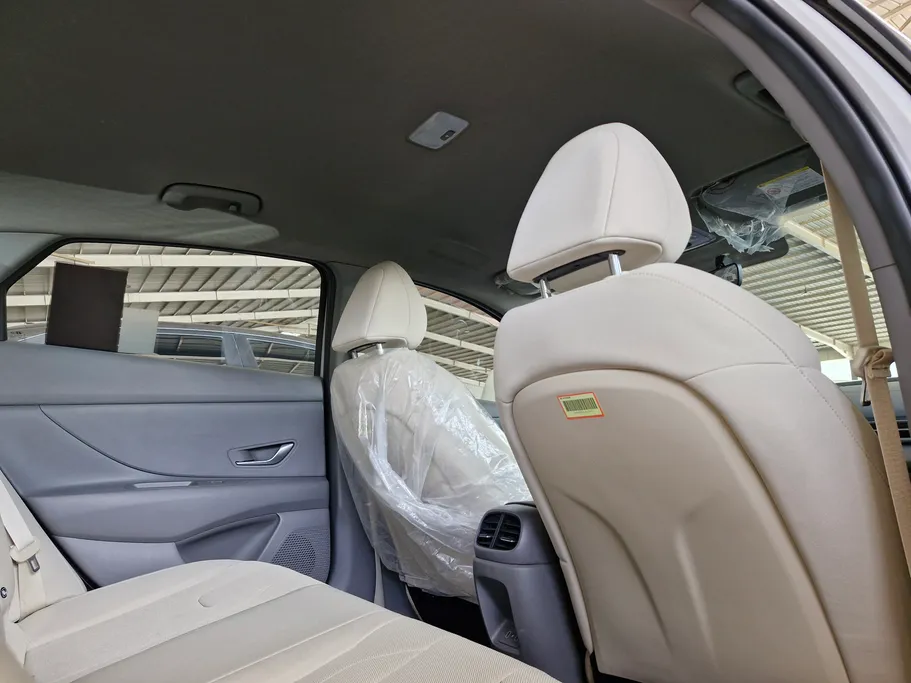 2025 Hyundai Elantra Fleet 