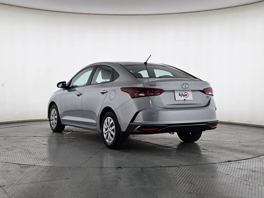 هيونداي اكسنت سمارت 2023 