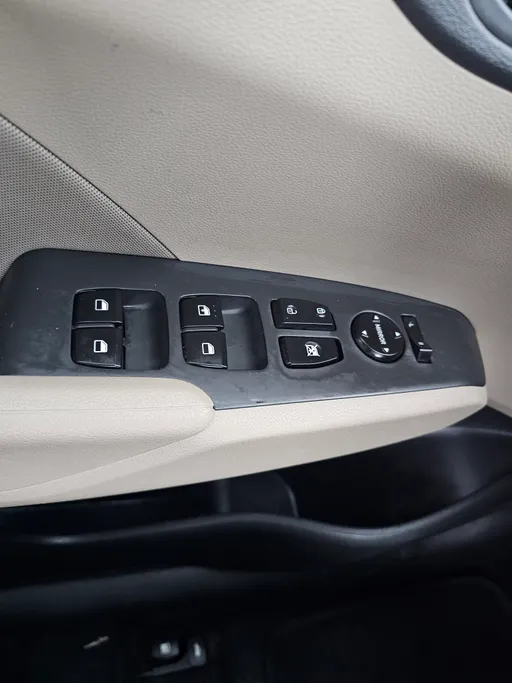 هيونداي اكسنت سمارت 2023 