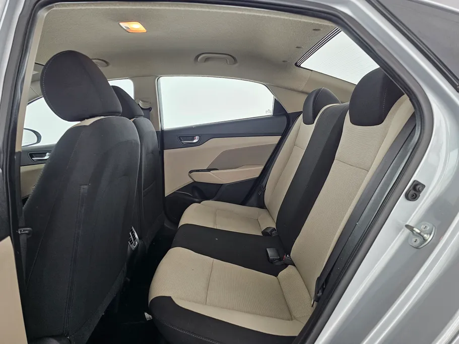 هيونداي اكسنت سمارت 2023 