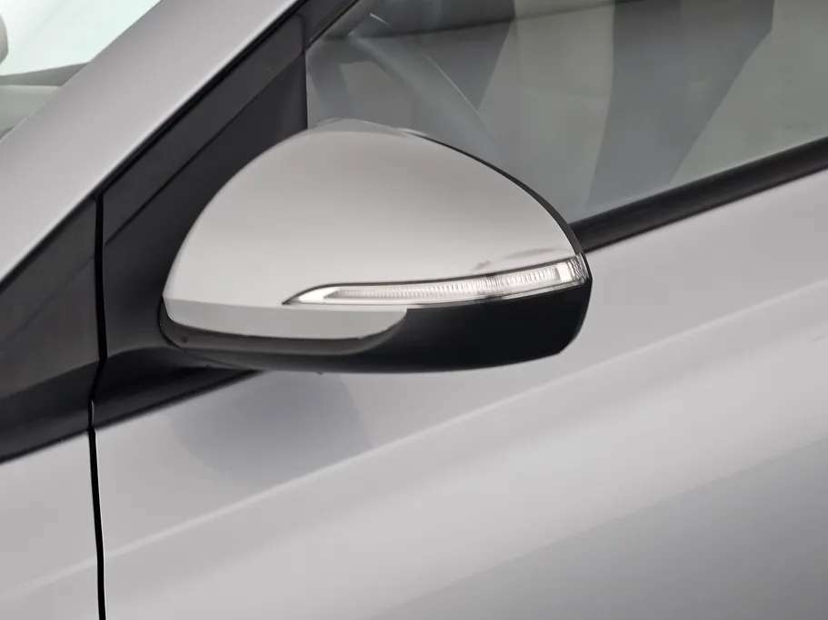 هيونداي اكسنت سمارت 2023 