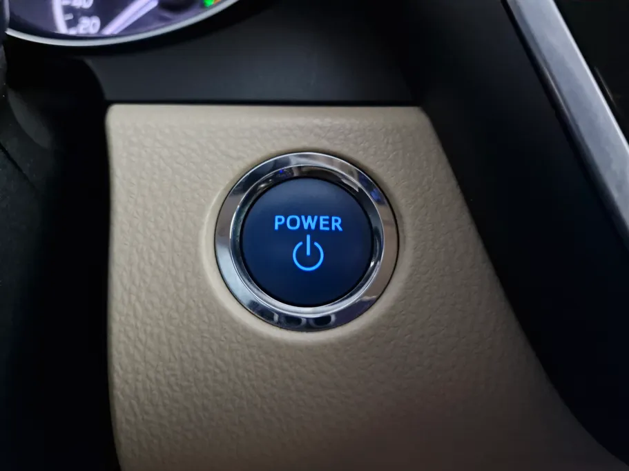 تويوتا كامري GLE HEV  2024 