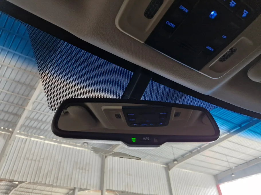 تويوتا كامري GLE HEV  2024 