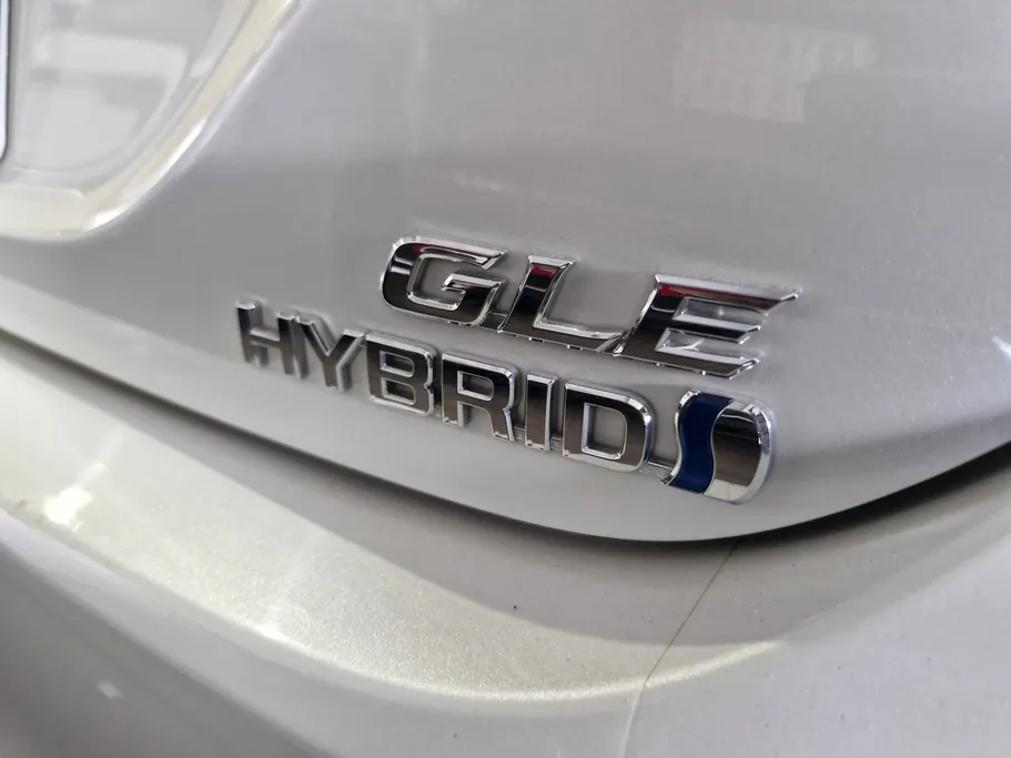 تويوتا كامري GLE HEV  2024 