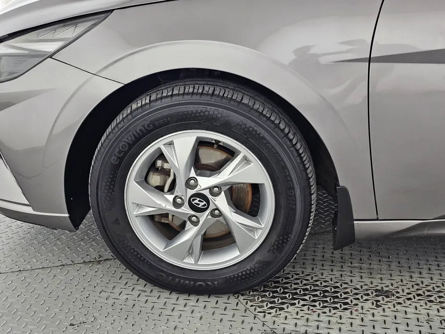 2022 Hyundai Elantra Fleet 