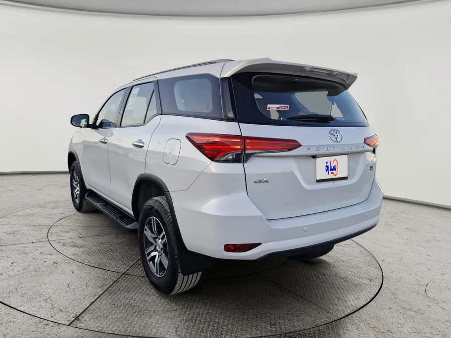 2024 Toyota Fortuner GX2 4x4 Diesel 