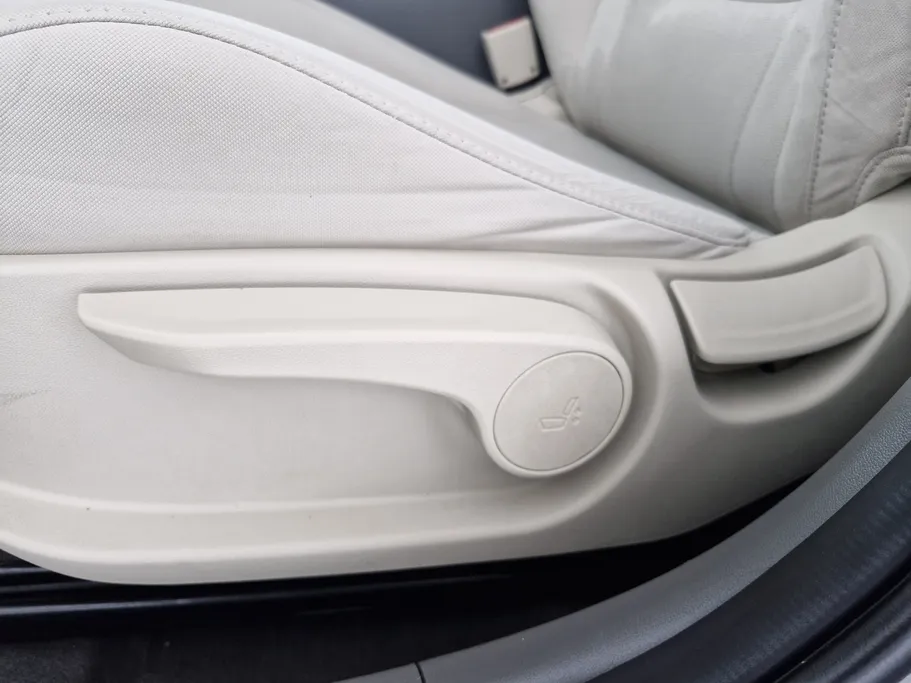 2023 Hyundai Elantra Fleet 