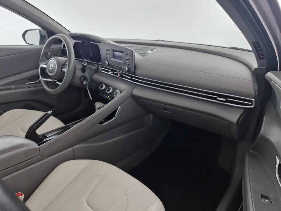 2023 Hyundai Elantra Fleet 